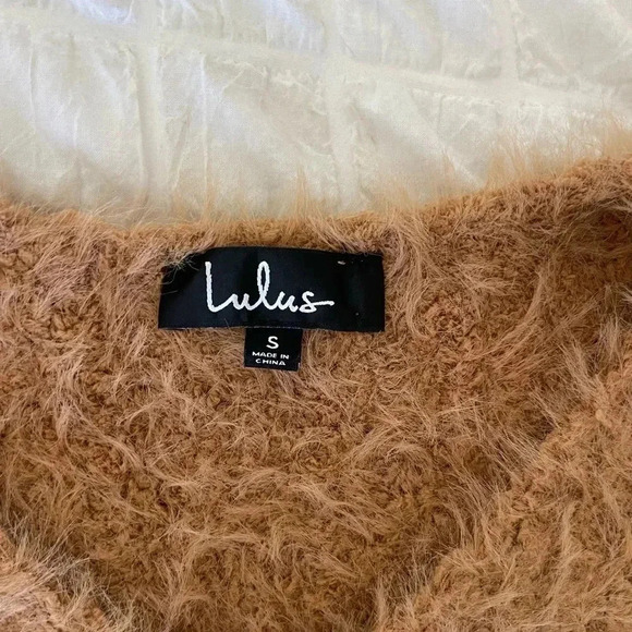 Lulus tan fuzzy sweater - Picture 6 of 10